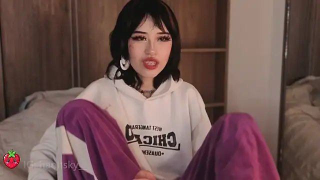 HannahSky_ Live XXX-Chat
