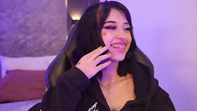 Chat +18 de HannahSky_ ao vivo
