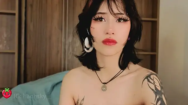 HannahSky_のライブXXXチャット