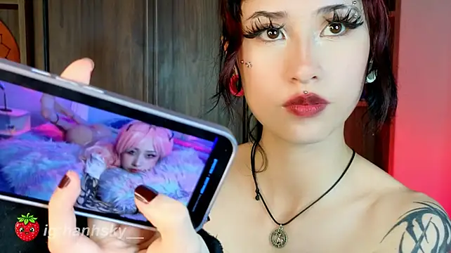 HannahSky_ Chat XXX live
