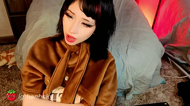 HannahSky_'s Live XXX Chat