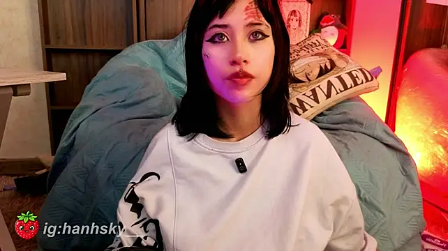 Pokazy przed kamerką – HannahSky_