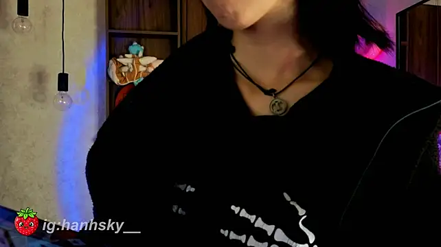 Show de HannahSky_ na webcam