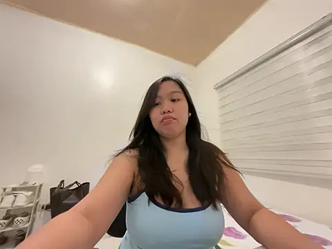 tricia_ Chat XXX in diretta