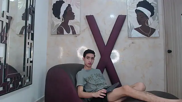 GOLDEN_BOSS Webcam-Show