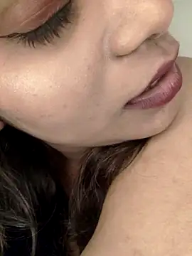 Živá chatovací místnost Sexy_b_1