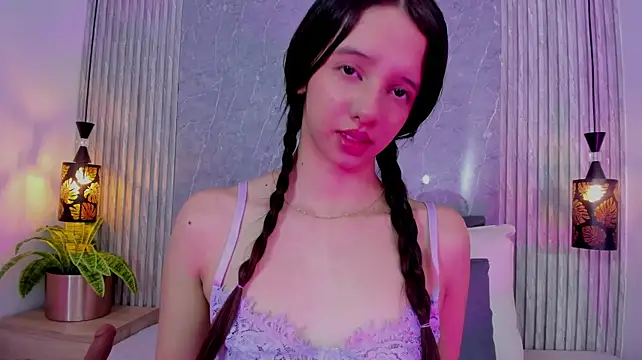 Chat +18 de Little_Melody ao vivo