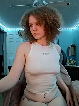 Pokazy przed kamerką – MaddieBoo1