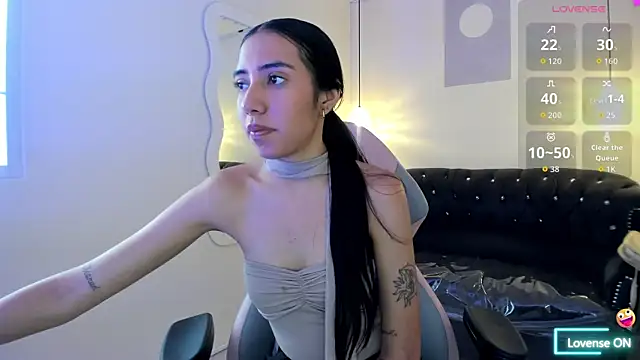 Chatroom XXX en direct de Nicole_jade