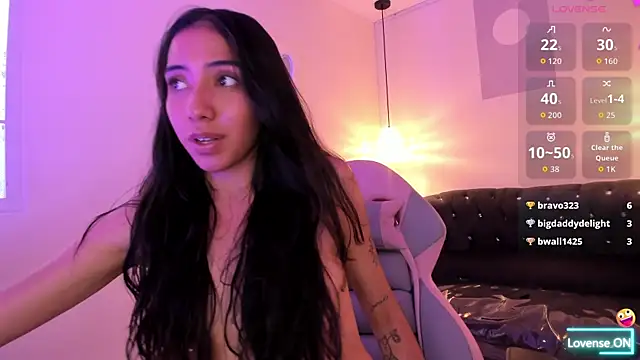 Chat XXX en directo de Nicole_jade