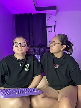 عرض كام Annie_and_Raveenn