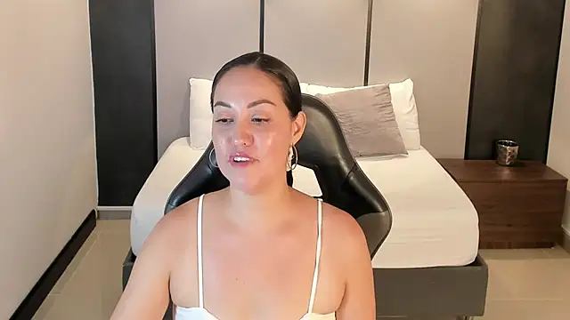 victoria_vallmonte's Live XXX Chat