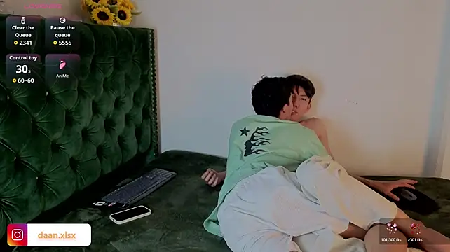 Adriann_voss 网络视讯表演