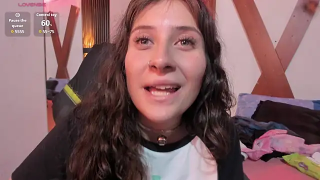 Chat +18 de nina_daft ao vivo