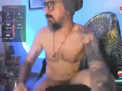 miguel_angeell Show in webcam