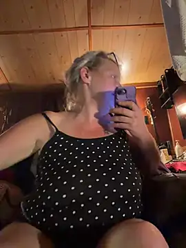 kimmy73 webkamerás műsora