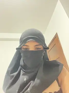 MonicBrit Webcam Show