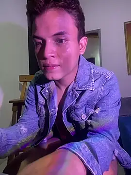 _Leo_Boy webcam show