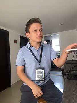 _Leo_Boy Webcam show