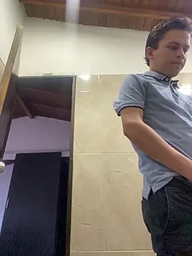 _Leo_Boy Webcam-Show