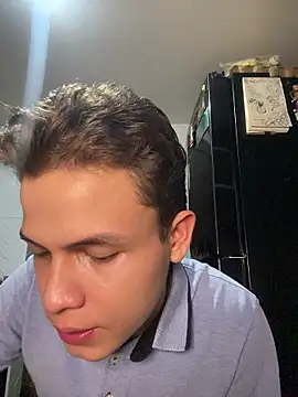 _Leo_Boy ওয়েবক্যাম শো
