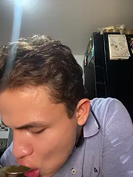 _Leo_Boy Webcamshow