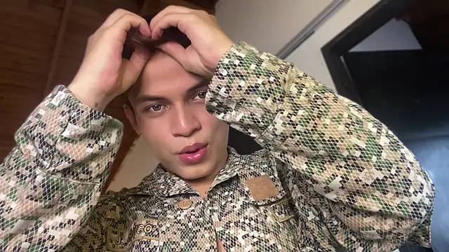 _Leo_Boy Webcam Show