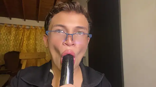 _Leo_Boy Webcamshow