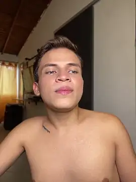 _Leo_Boy Webcamshow