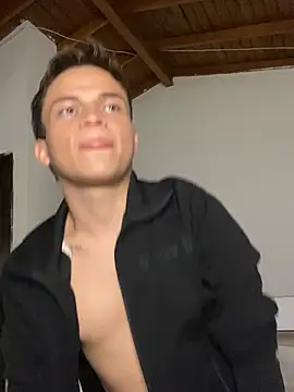 _Leo_Boy Webcam Show