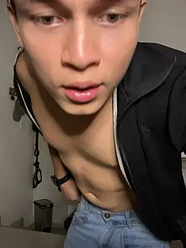 _Leo_Boy – webcam-show