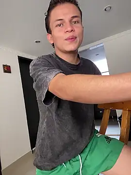_Leo_Boy Show Webcam