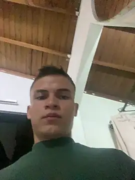 Show modela _Leo_Boy na web-kameri