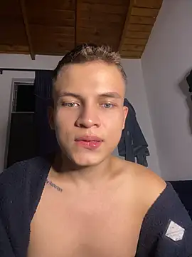 Вебкам-шоу _Leo_Boy