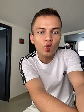 Show de _Leo_Boy na webcam