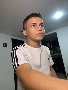 _Leo_Boy's Webcam Show