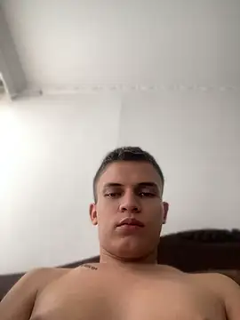 _Leo_Boy Show Webcam