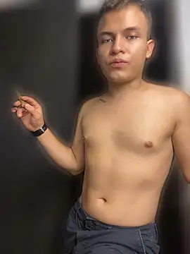 _Leo_Boy Webcam show