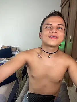 _Leo_Boyのウェブカメラショー