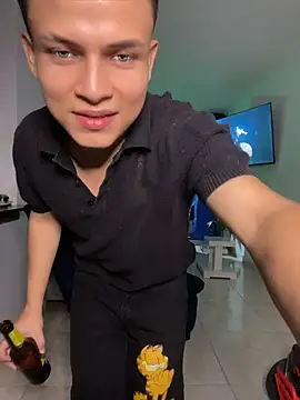 _Leo_Boy Webcam show