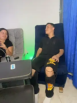 _Leo_Boy Webcam-Show