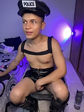_Leo_Boy Adlı Modelin Web Kamerası Şovu