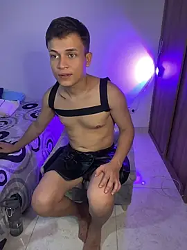 _Leo_Boyのウェブカメラショー
