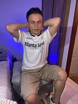 _Leo_Boy Show Webcam