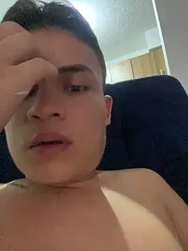 Show modela _Leo_Boy na web-kameri