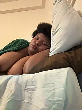הופעת וובקאם של Skylerlove7547