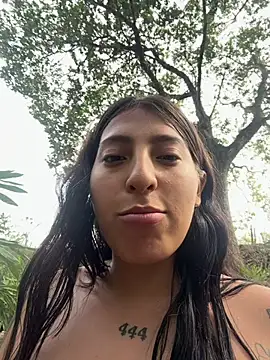 Show de Trebol_444 na webcam