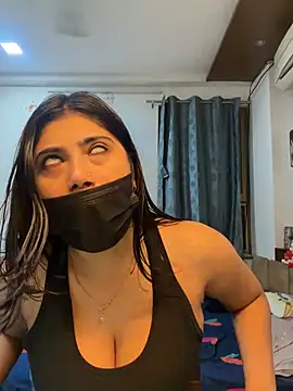 Alizahincontrol's Webcam Show