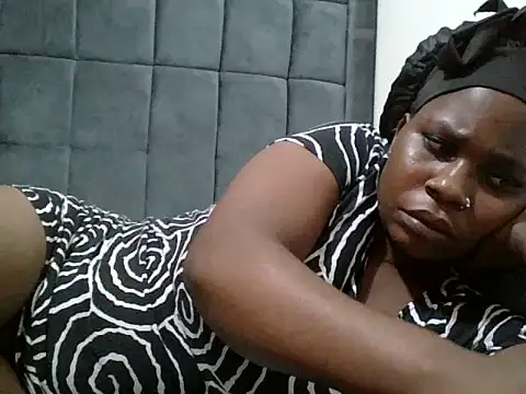Show de yummyychocolate_ na webcam