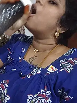 عرض كام Jillukutty143
